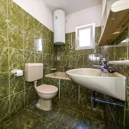 Apartment Barb - 30 M From The Sea *