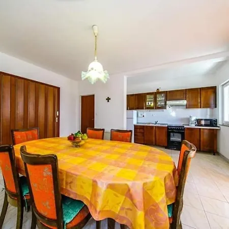 Barb - 30 M From The Sea * Postira